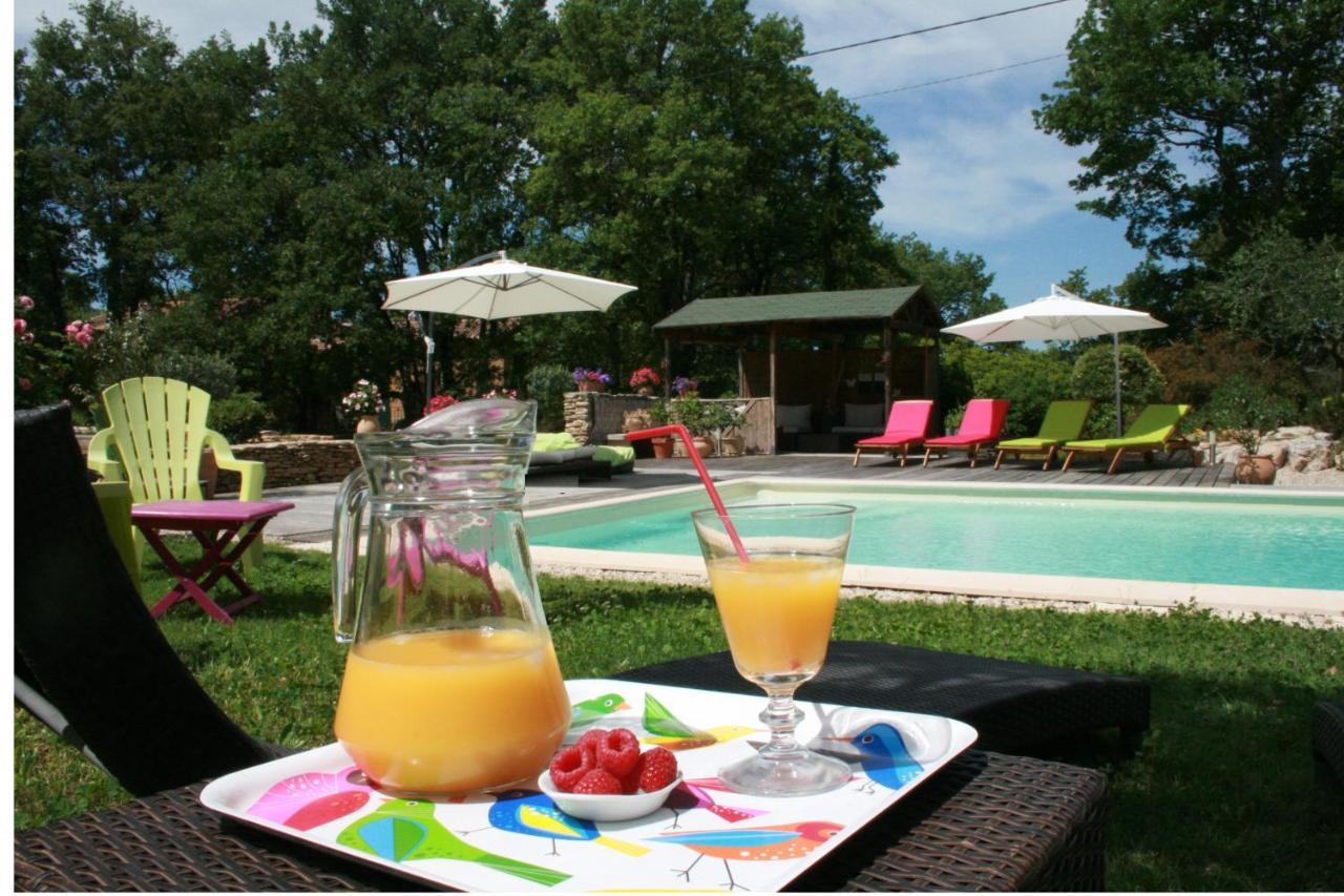 Le Mas Des Pierres Blanches Bed & Breakfast Venasque Eksteriør bilde