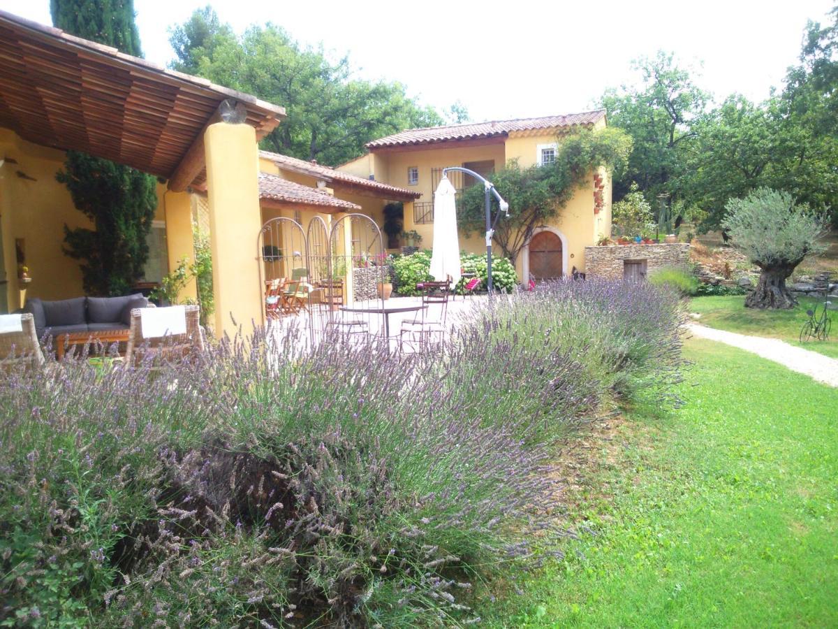 Le Mas Des Pierres Blanches Bed & Breakfast Venasque Eksteriør bilde