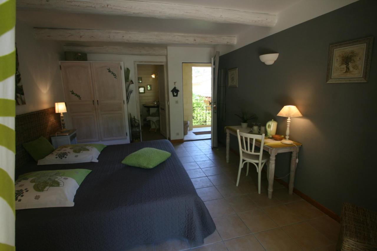 Le Mas Des Pierres Blanches Bed & Breakfast Venasque Eksteriør bilde